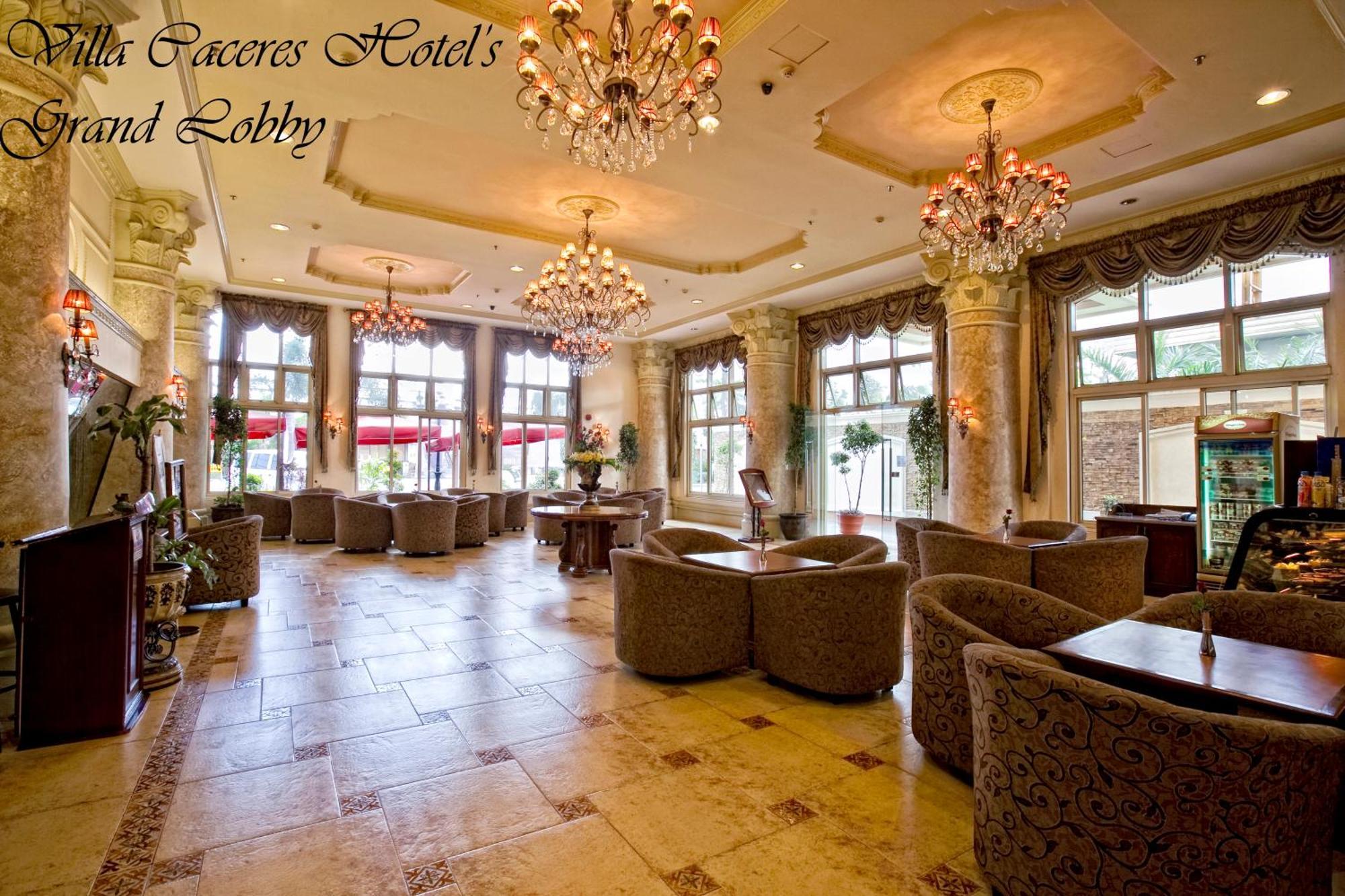 Villa Caceres Hotel Naga  Buitenkant foto
