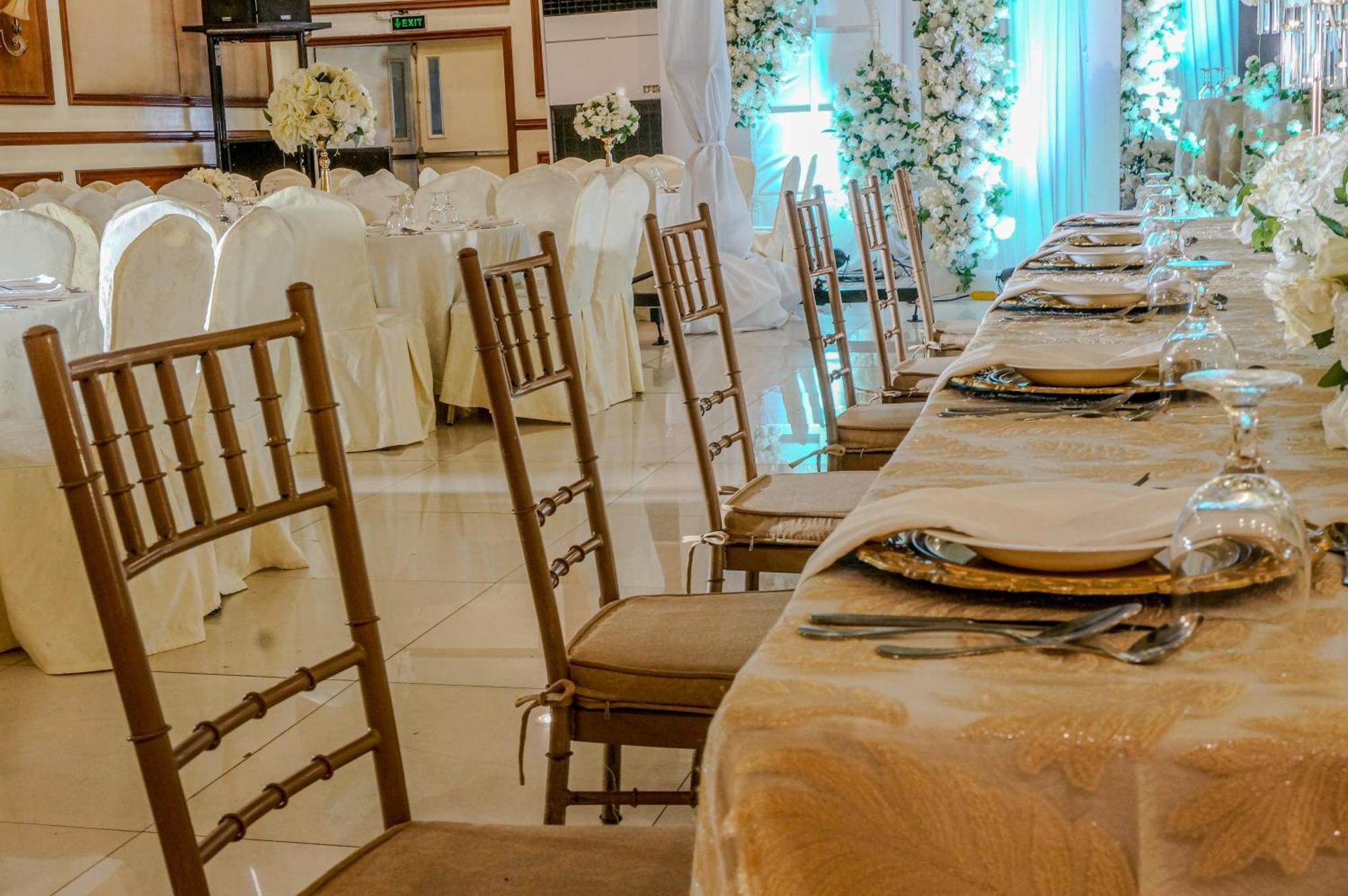 Villa Caceres Hotel Naga  Buitenkant foto