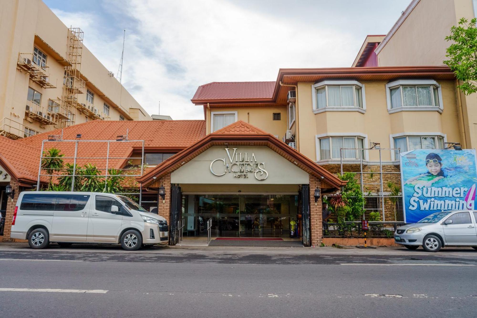 Villa Caceres Hotel Naga  Buitenkant foto